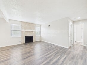 Building Photo - 3102 Eaton St