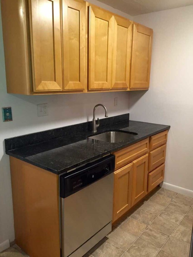 High Meadow Apartments in Ellington, CT