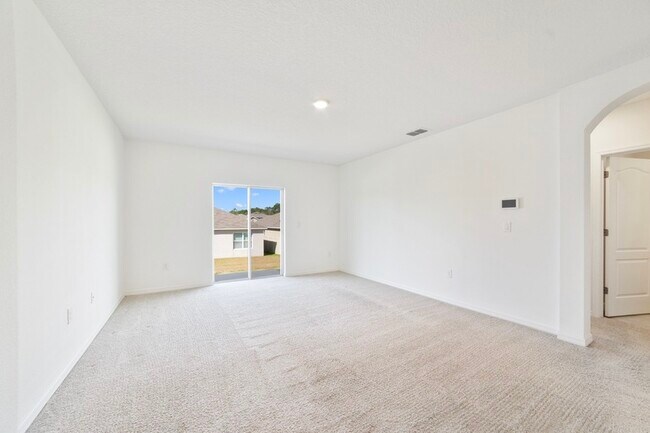 Foto del edificio - 121 Sunny Day Wy