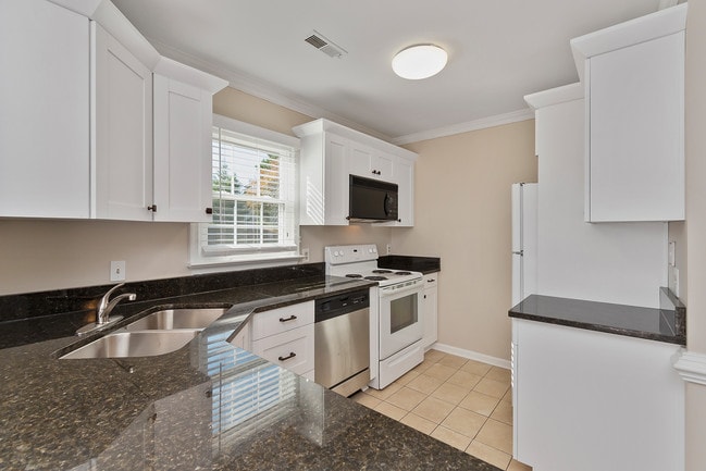 Foto del edificio - 103 Turnbridge Ln