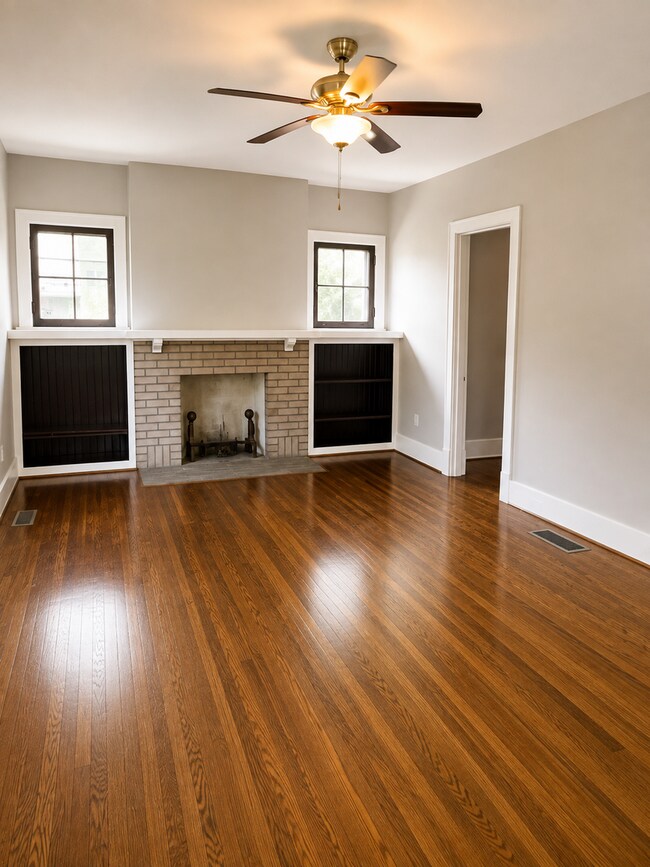 Foto del edificio - 1738 Fernwood Ave