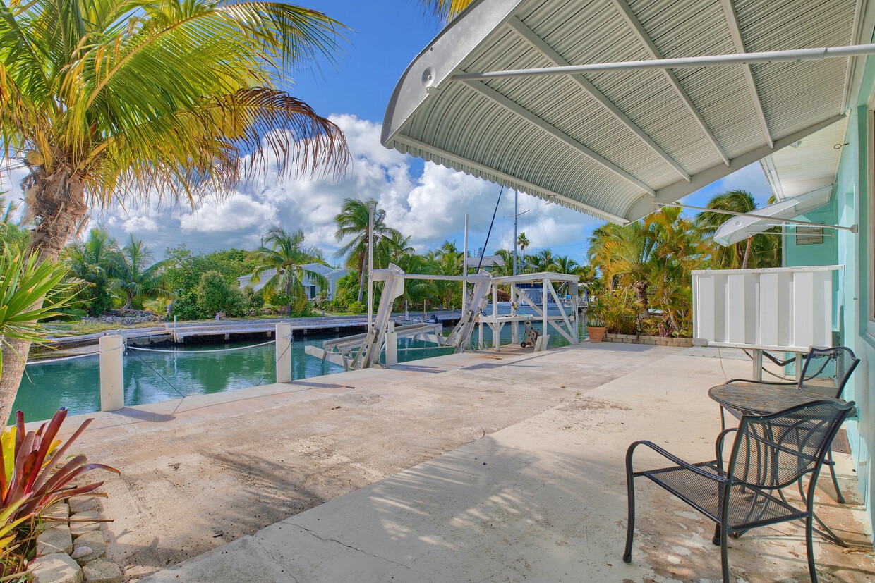 599 30th St, Marathon, FL 33050 House Rental in Marathon, FL