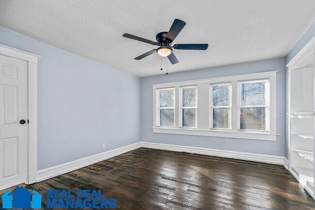 Foto del edificio - Charming Kansas City Rental with Spacious ...