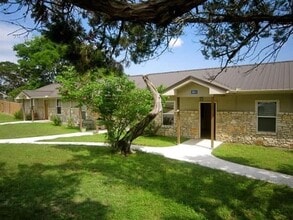 Building Photo - 1761 Sheppard Rees Rd
