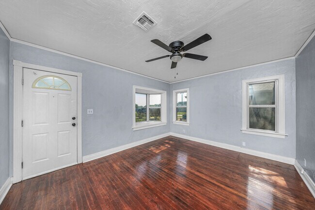 Foto del edificio - 1213 NW Columbia Ave