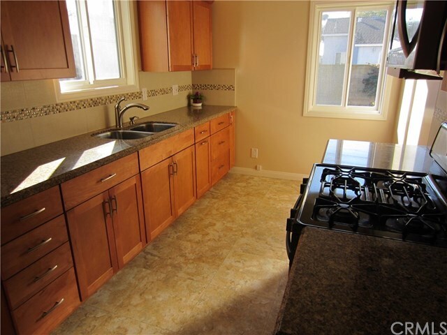 Foto del edificio - 2704 W 175th St