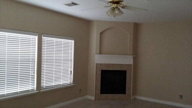 Building Photo - 12314 Heritage Grove Dr