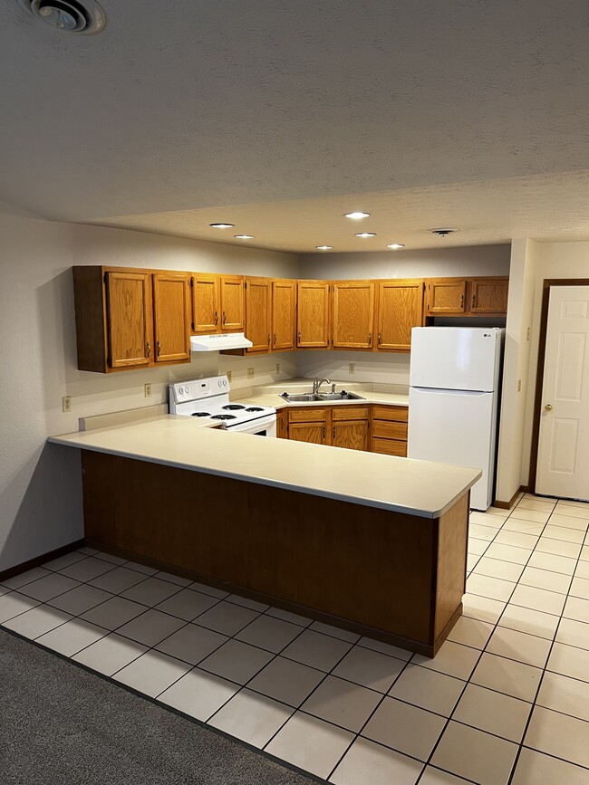 Building Photo - 1198 Abbott Cir