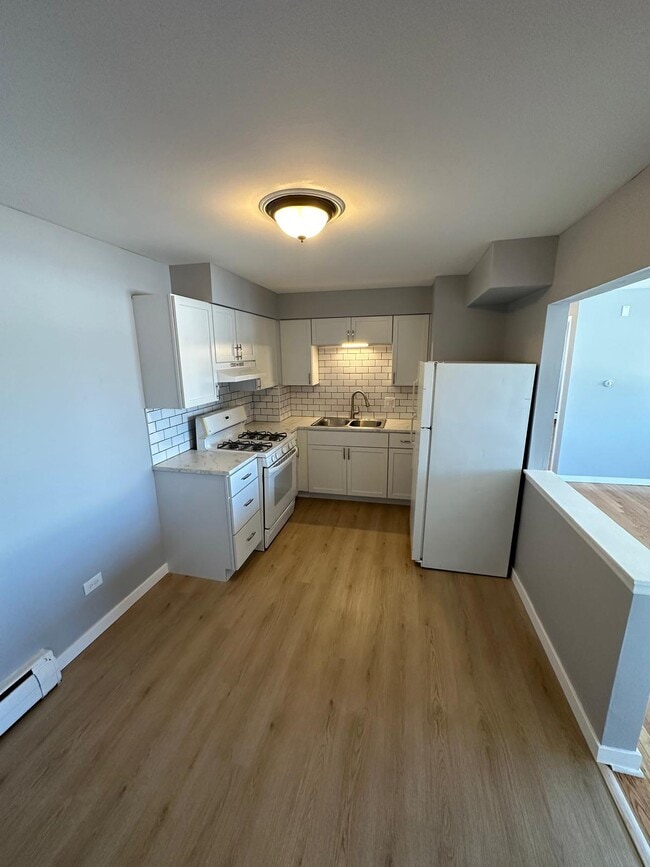 Building Photo - 1827 N 43rd Ave