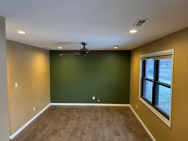 Building Photo - 3798 Treebrook Dr