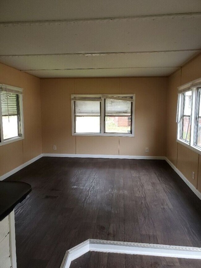 Building Photo - Your next home is available now!