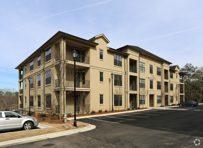 Building Photo - The Residences at Chastain Apartments