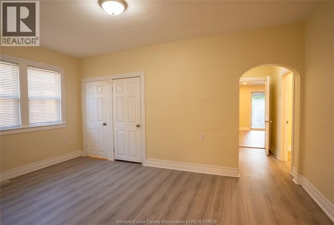 Building Photo - 759 Parent Ave