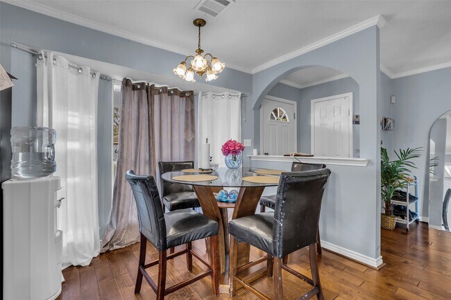 Foto del edificio - 10730 Filey Ln