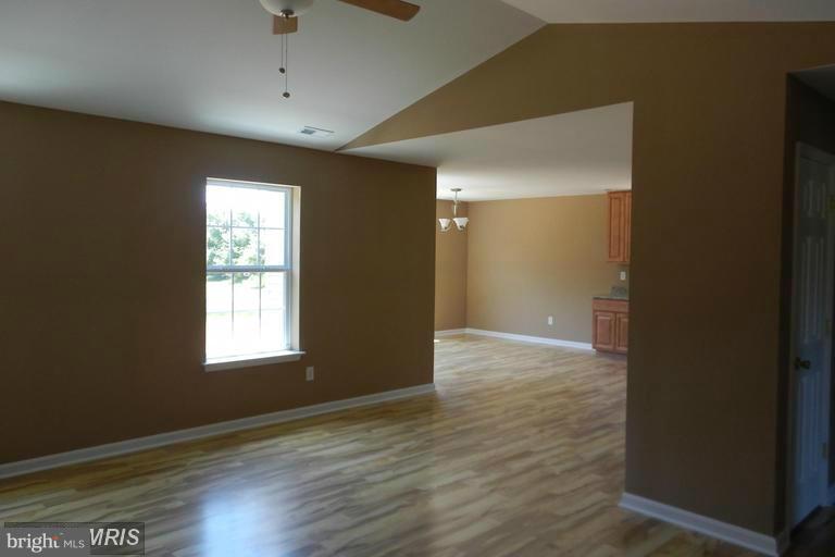 Foto principal - 2409 Harford Rd