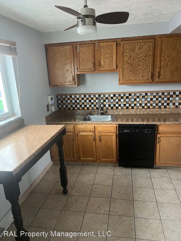 Primary Photo - 2 br, 2 bath House - 23673 Banbury Cir 9
