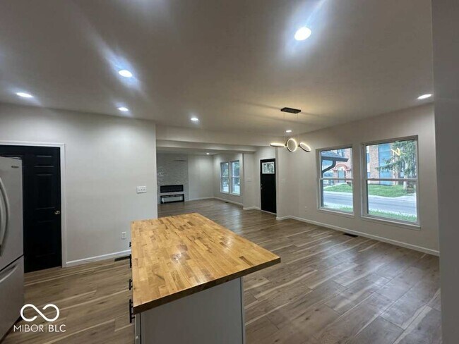 Foto del edificio - 1135 Fairfield Ave