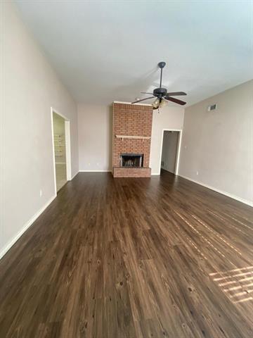 Foto del edificio - 17804 Hillcrest Rd
