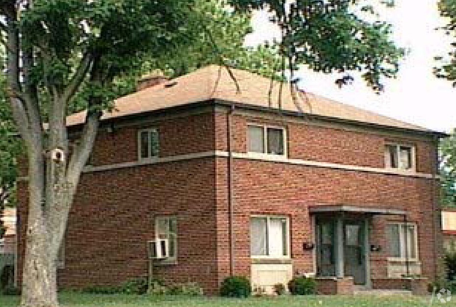 Building Photo - 21-39 S Burgess Ave