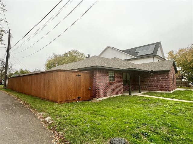 Building Photo - 601 Short St