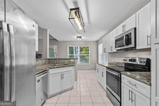 Foto del edificio - 119 Misty Grove Ln