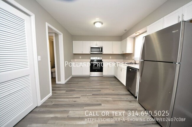 Building Photo - 5 Apache-