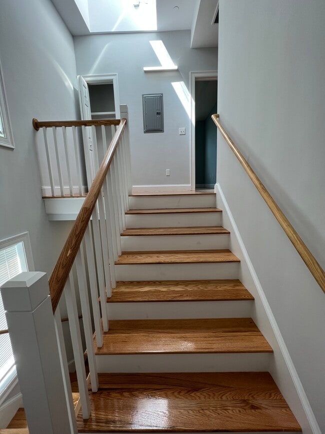 Photo - 126 Cross St Apartment