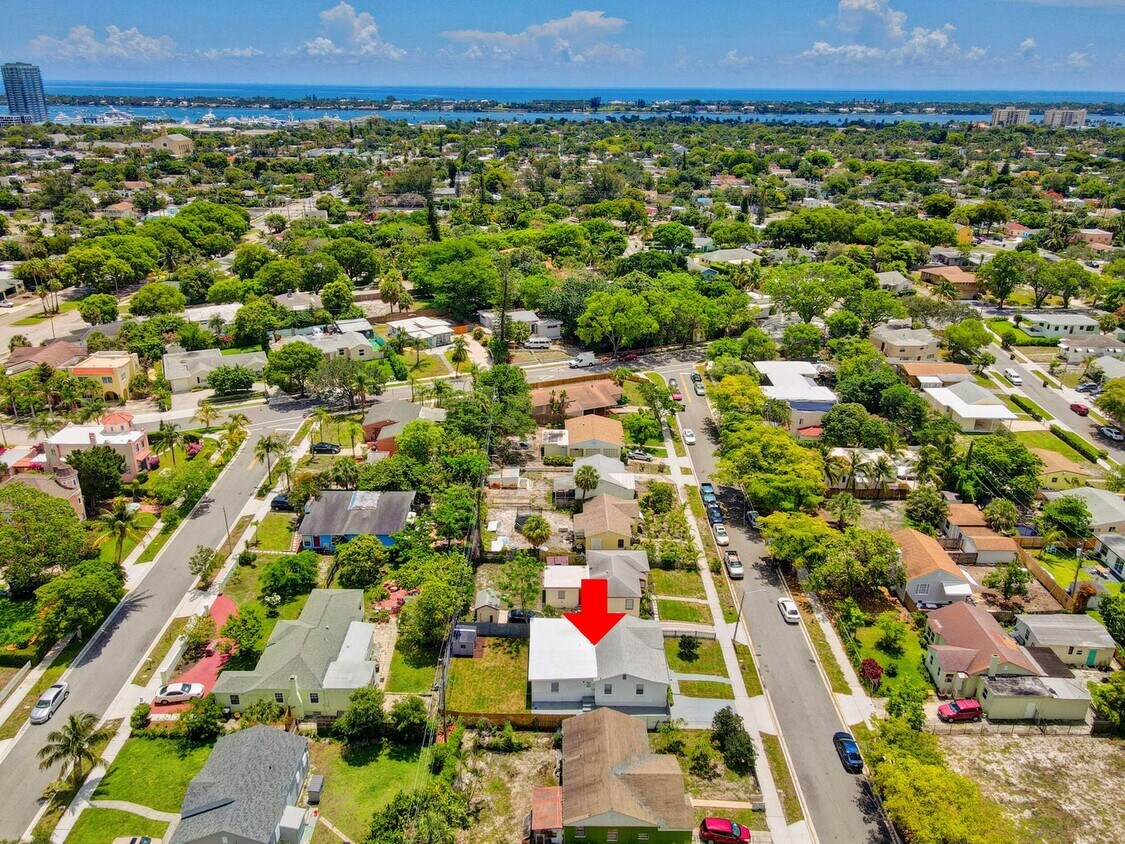 Foto principal - 927 34th St