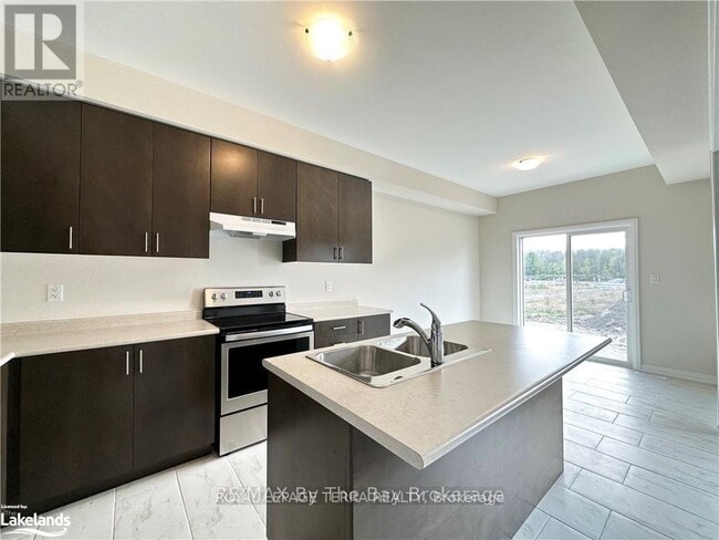 Building Photo - 58 Nicort Rd