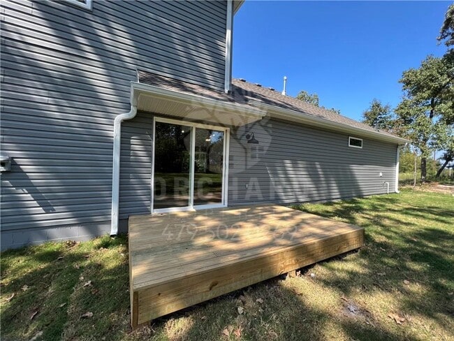 Building Photo - 20 Dirleton Dr