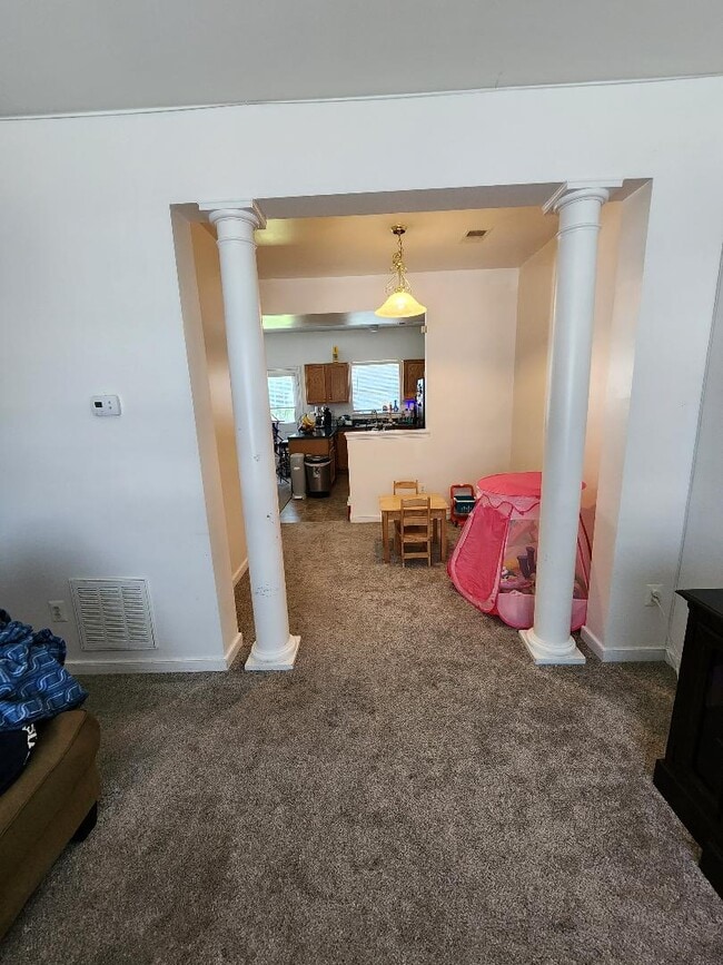 Family Room - 4205 Riding Place Rd