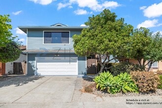 Building Photo - 740 Hollyhock Dr