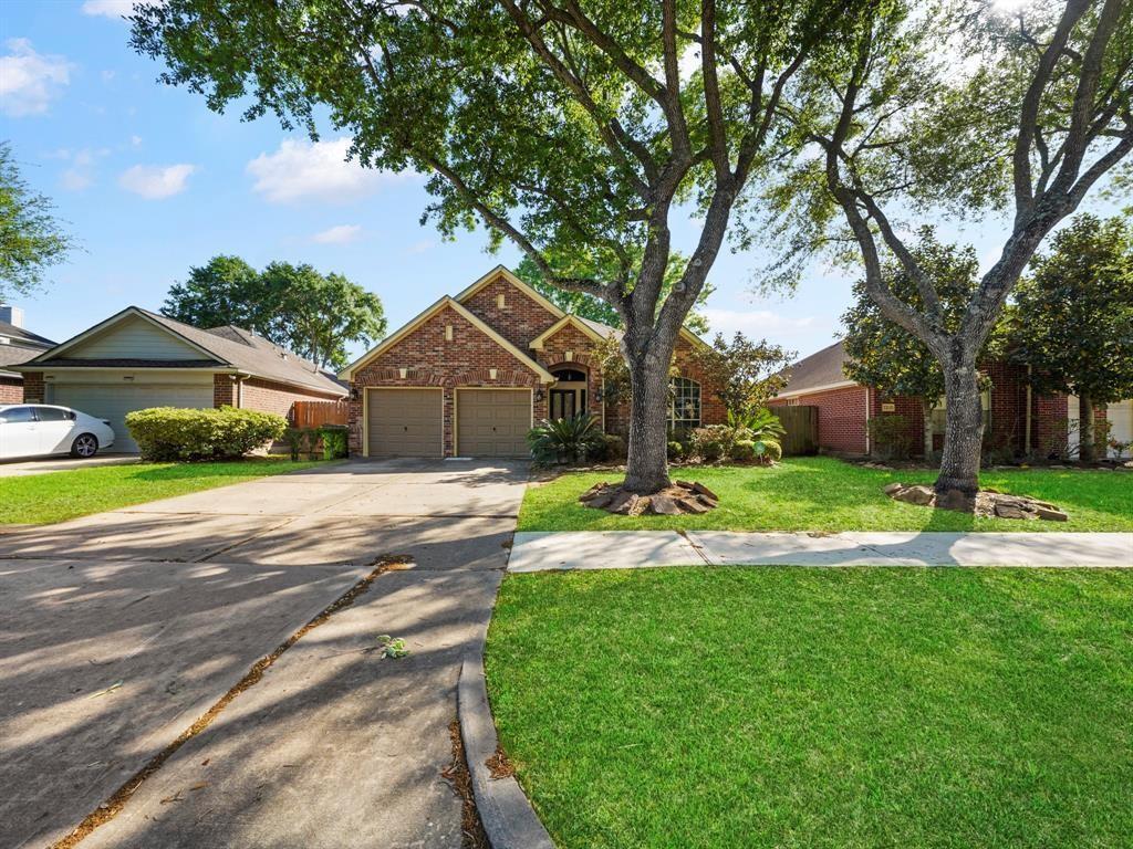 Foto principal - 7211 Bethany Bay Dr