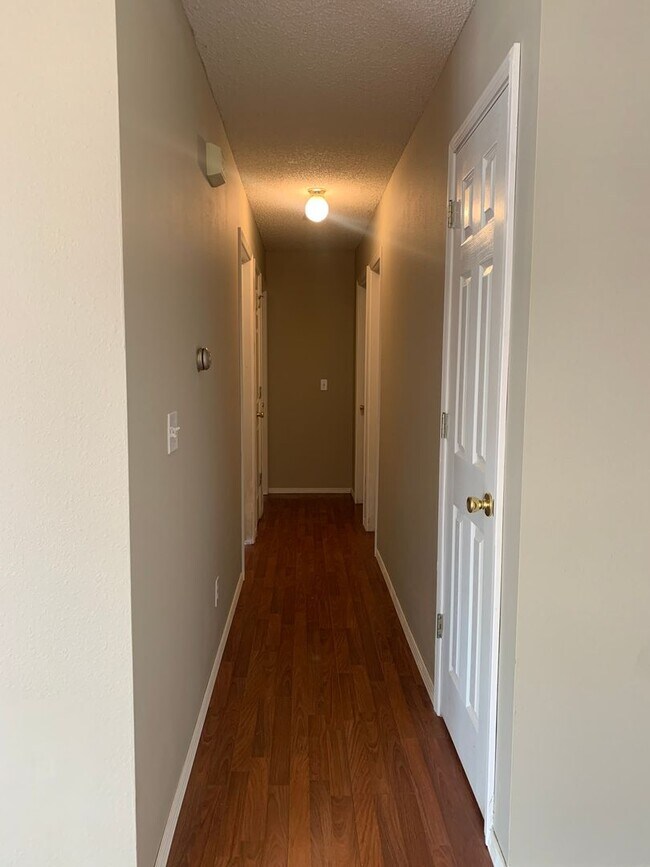 Building Photo - 277 Christy Ln