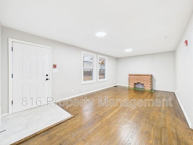 Foto del edificio - 7560 Prospect Ave