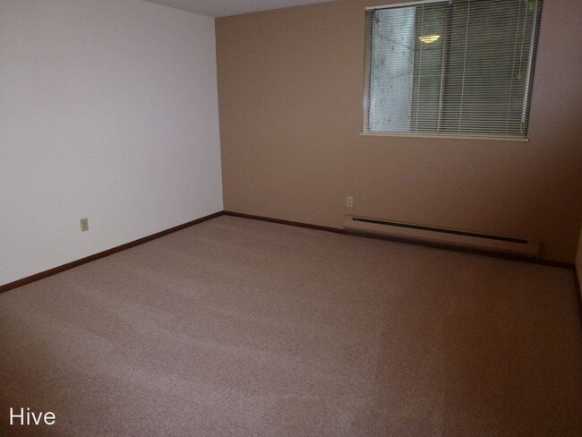 Foto del edificio - 7101 Roosevelt Way NE