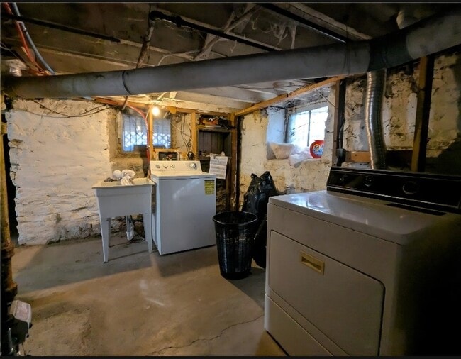 Foto del edificio - 197 Brooks Ave