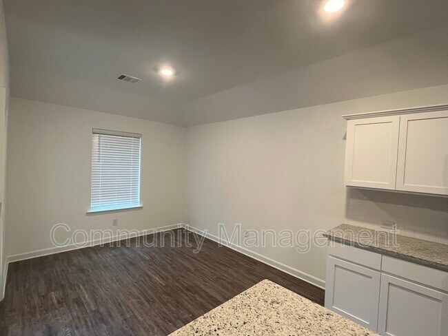 Building Photo - 7837 Joe Lynn Trails