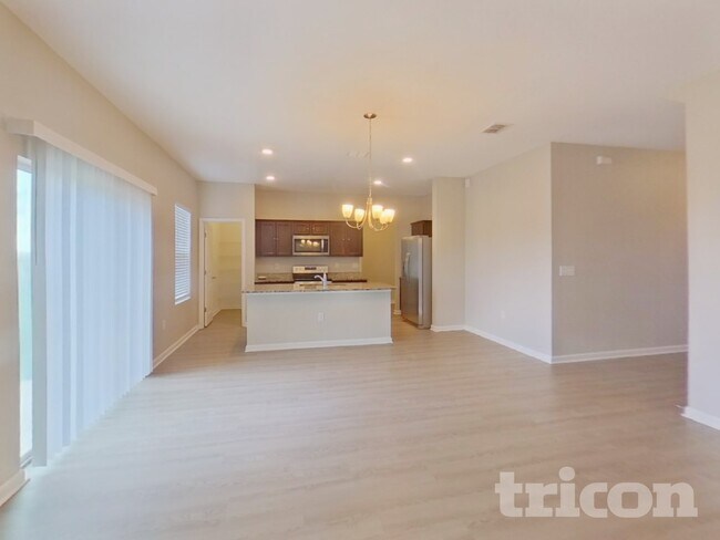 Building Photo - 15619 Merlin Ave