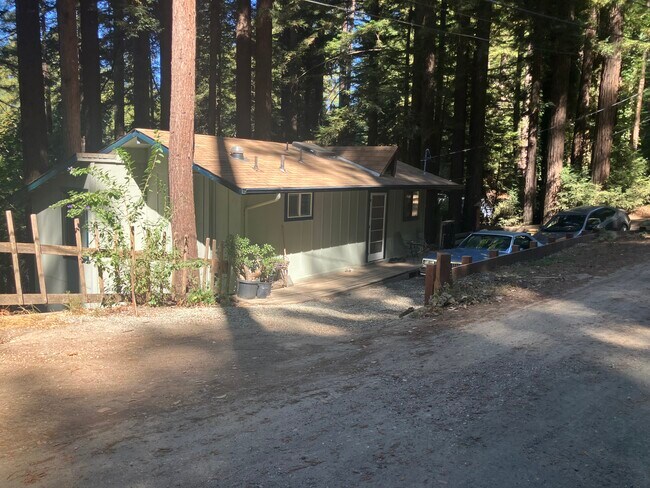 Foto del edificio - 12235 Volver Ave