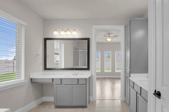 Foto del edificio - 2551 Cranberry Bog Rd