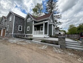 Building Photo - 137 Union St