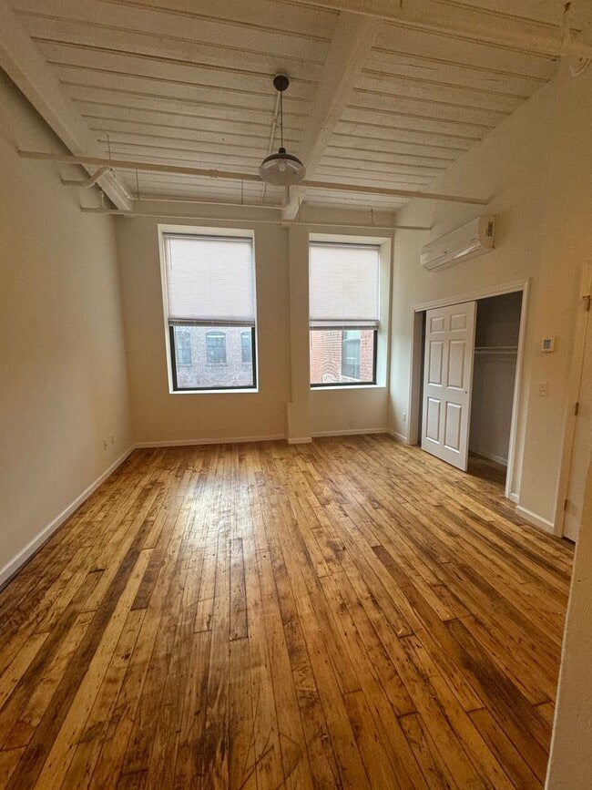 Interior Photo - Bella Vista Ansonia