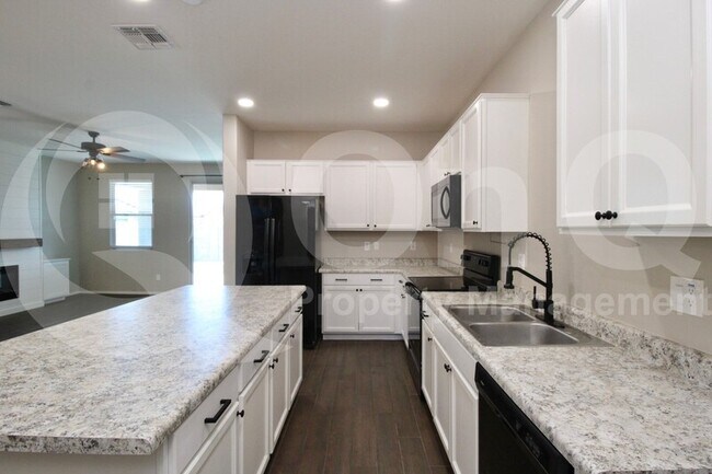 Foto del edificio - 18079 W Carlota Ln