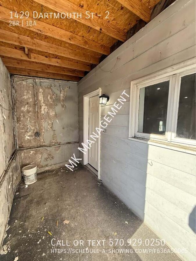 Primary Photo - 2 bed/1 bath