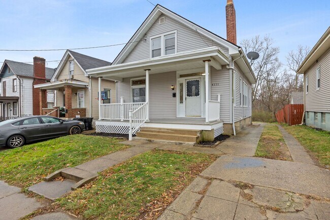 Building Photo - PRICE HILL - Cute 3 bedroom 1 bath
