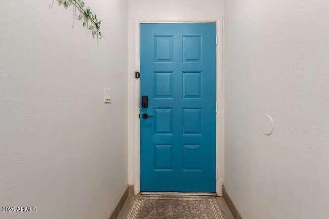 Foto del edificio - 930 N Mesa Dr