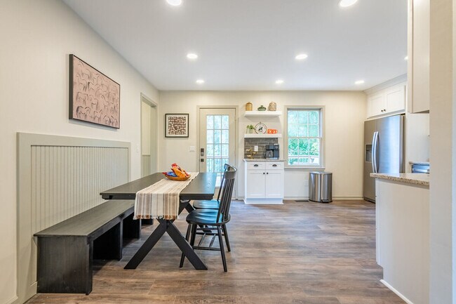 Foto del edificio - 171 Sugar Hill Rd