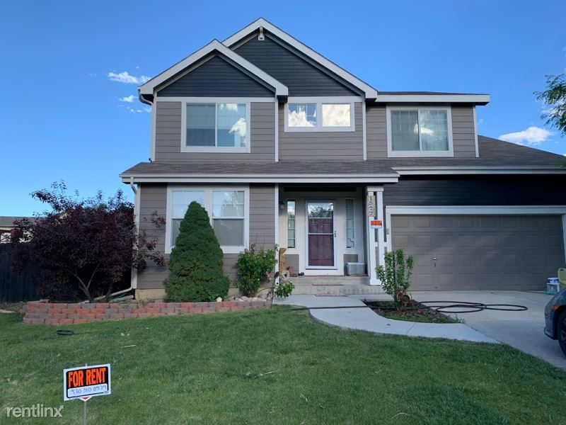 Foto principal - 4 br, 2.5 bath House - 1522 Angora Dr