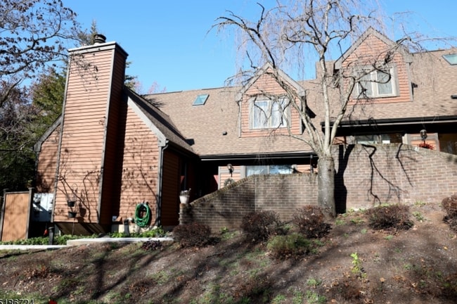 Building Photo - 45 Aspen Dr
